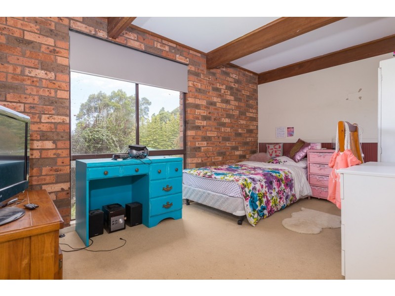 10 Berrima Parade, Surfside NSW 2536