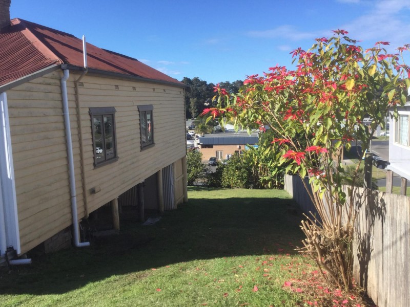 15 Bent Street, Batemans Bay NSW 2536
