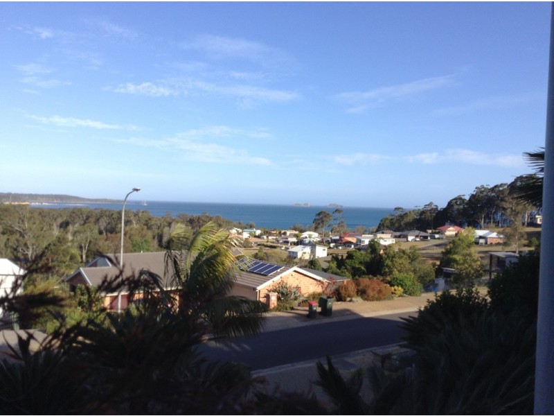 16 Mary Place, Long Beach NSW 2536