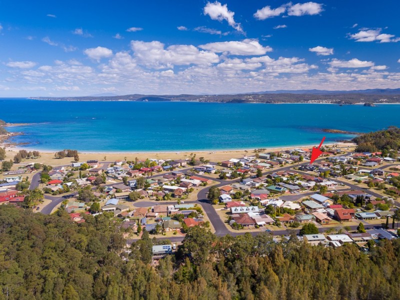 18 Belbowrie Parade, Maloneys Beach NSW 2536
