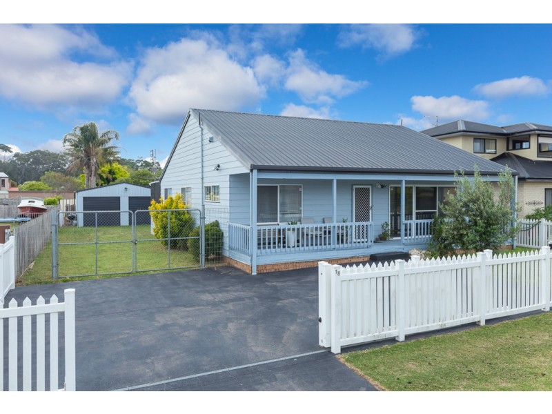 18 Belbowrie Parade, Maloneys Beach NSW 2536