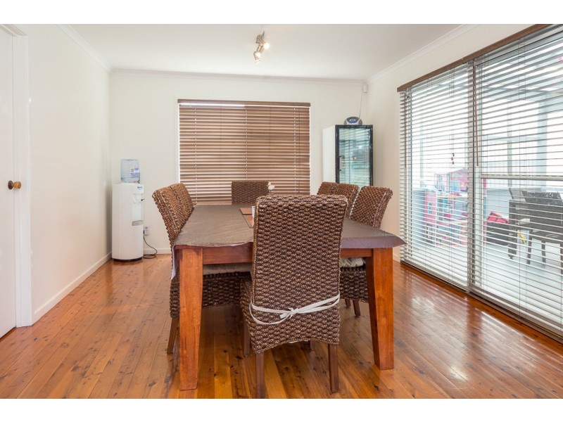 18 Belbowrie Parade, Maloneys Beach NSW 2536