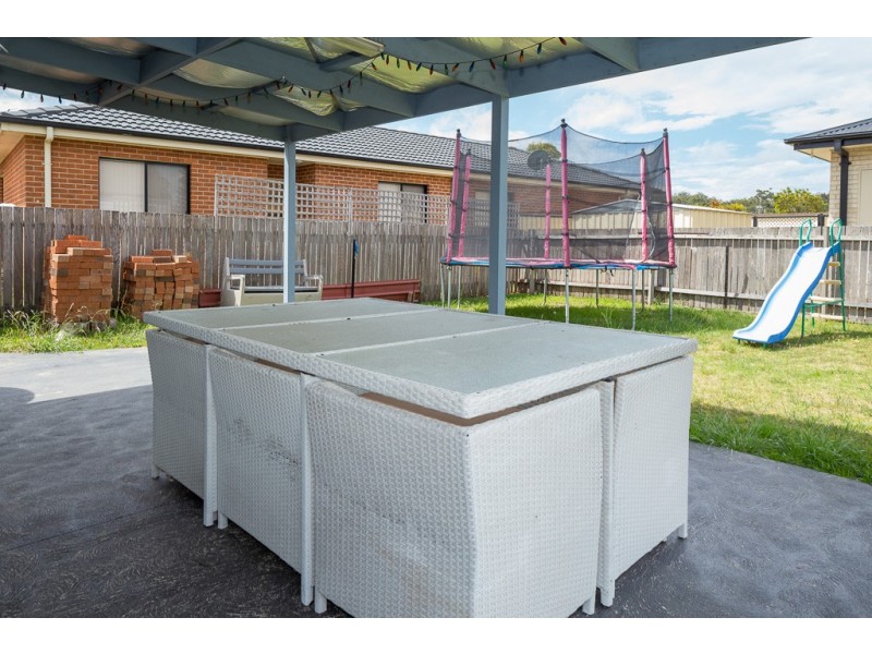 18 Belbowrie Parade, Maloneys Beach NSW 2536