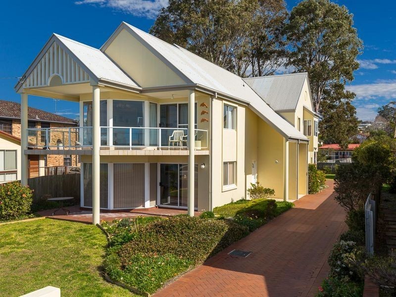 2/368 Beach Road, Batehaven NSW 2536