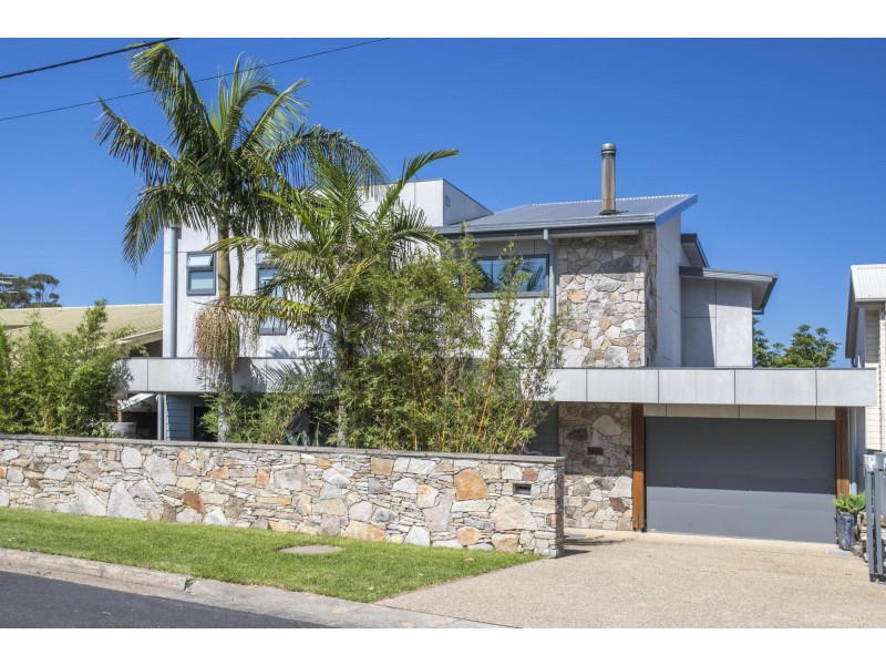 223 Beach Road, Denhams Beach NSW 2536