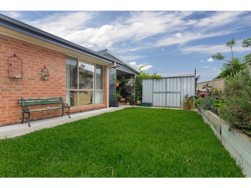 39 Canning Crescent, Sunshine Bay NSW 2536