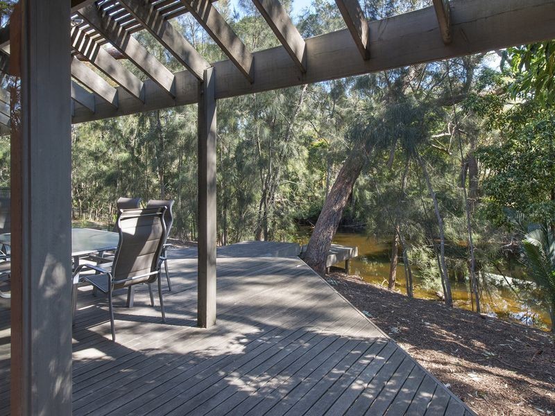 24 Rosedale Parade, Rosedale NSW 2536