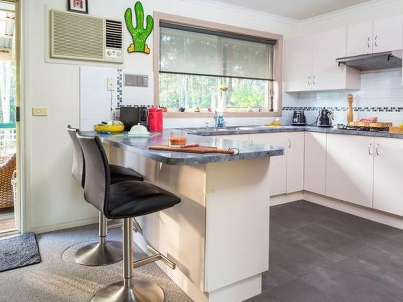 11 Barakee Drive, Long Beach NSW 2536