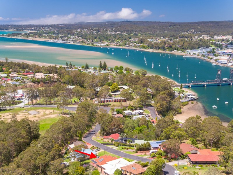 18 Penthouse Place, North Batemans Bay NSW 2536