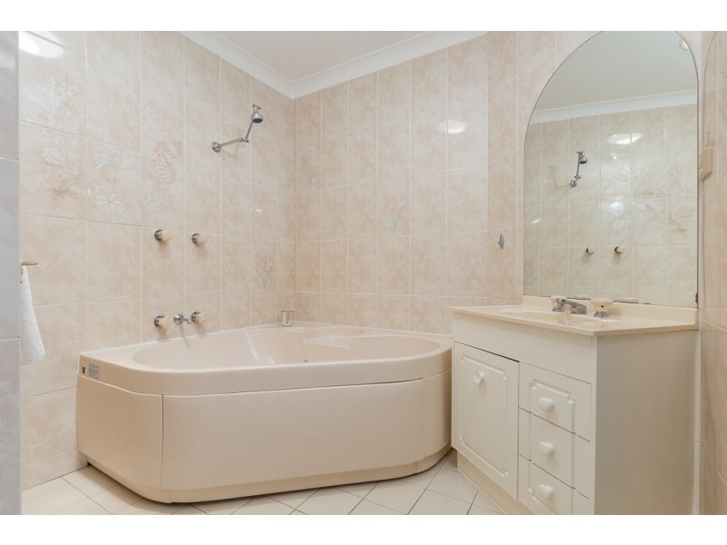 10/272 – 276 Beach Road, Batehaven NSW 2536