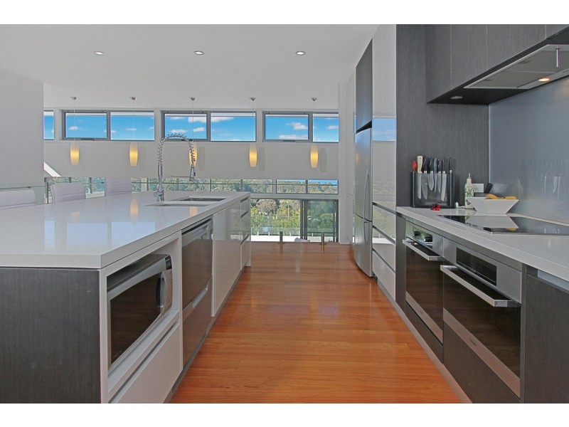 10 Mary Place, Long Beach NSW 2536