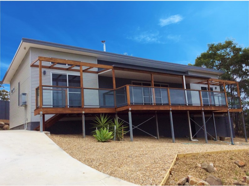 8 Broomfield Crescent, Long Beach NSW 2536