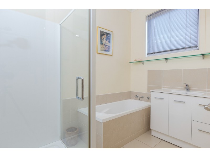 1 Vista Avenue, Catalina NSW 2536