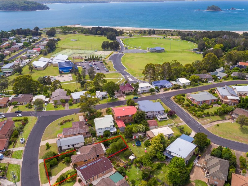 1 Vista Avenue, Catalina NSW 2536