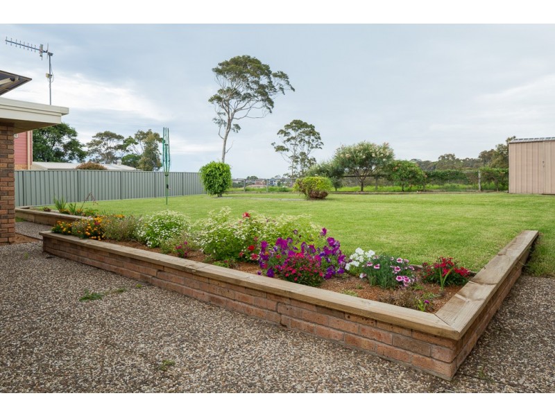 6 Merriwee Avenue, Malua Bay NSW 2536