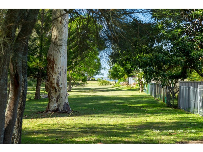 63 Maloneys Drive, Maloneys Beach NSW 2536