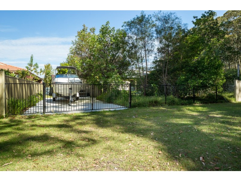 63 Maloneys Drive, Maloneys Beach NSW 2536