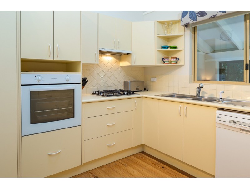 63 Maloneys Drive, Maloneys Beach NSW 2536