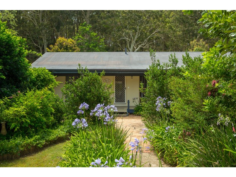 63 Maloneys Drive, Maloneys Beach NSW 2536
