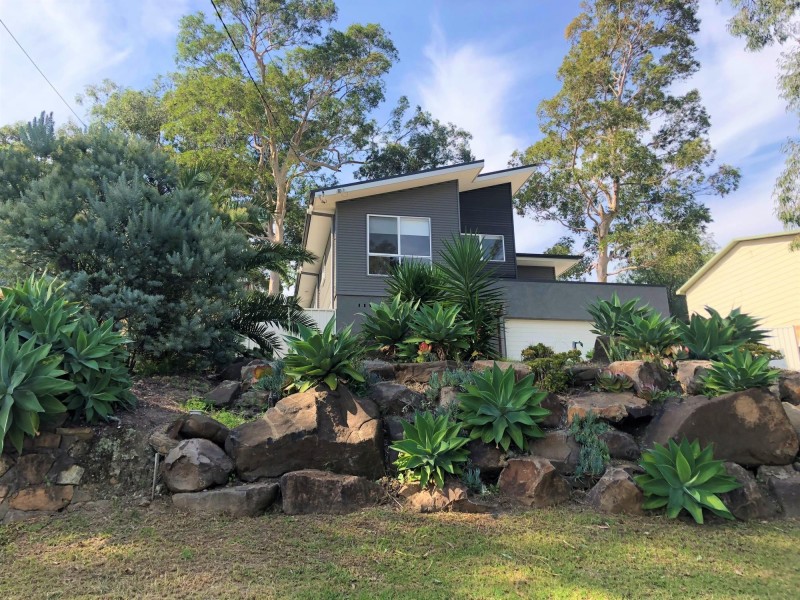 42 Beauty Crescent, Surfside NSW 2536