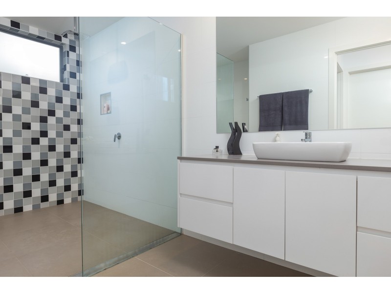 20 Sanctuary Place, Catalina NSW 2536