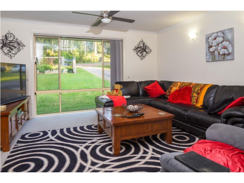 11 Barrakee Drive, Long Beach NSW 2536