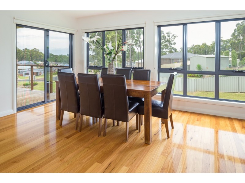 3 Hunter Place, Sunshine Bay NSW 2536