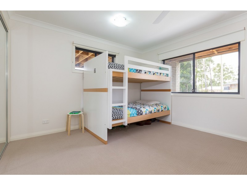 3 Hunter Place, Sunshine Bay NSW 2536