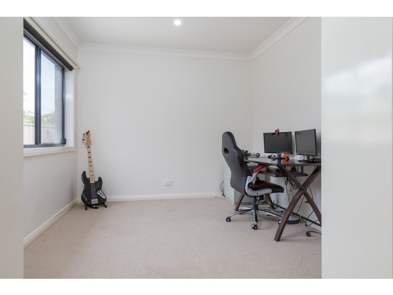 3 Hunter Place, Sunshine Bay NSW 2536