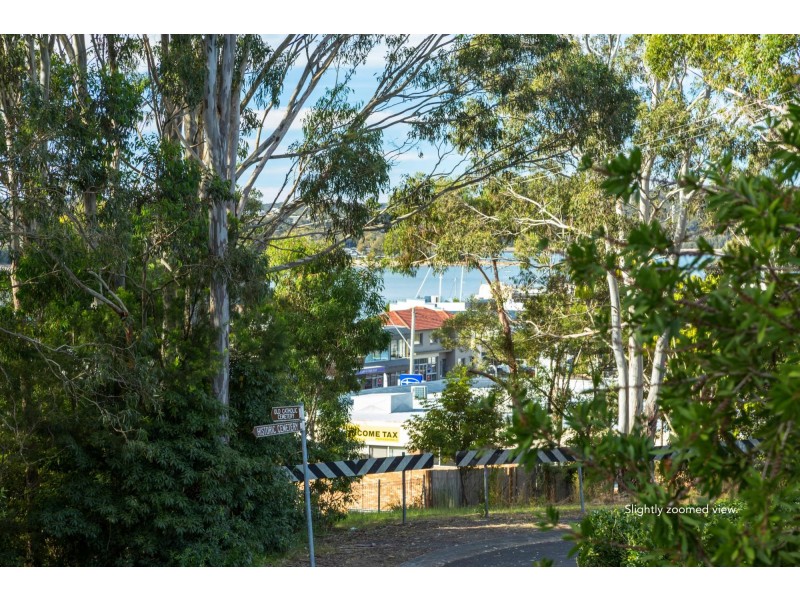 2/2 Bent Street, Batemans Bay NSW 2536