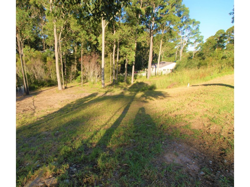 13 Wattlebird Way, Malua Bay NSW 2536