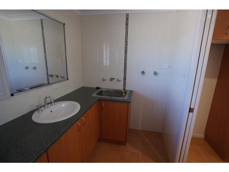 2/9 Mawson Place, Sunshine Bay NSW 2536