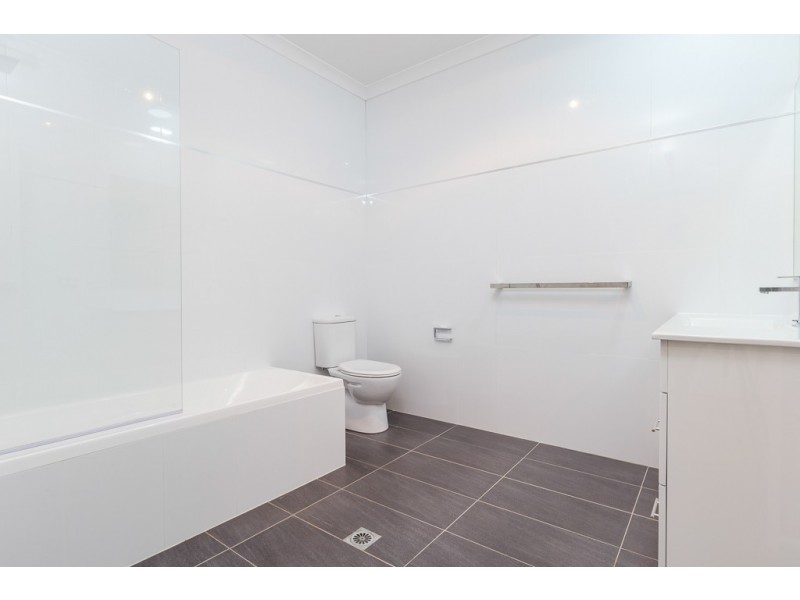 21a Innes Place, Long Beach NSW 2536