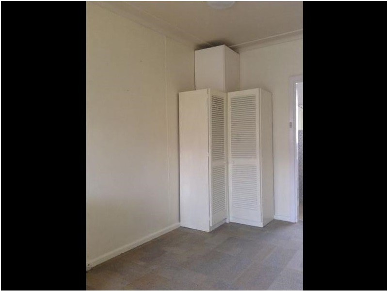 1/27 Wharf Road, Surfside NSW 2536