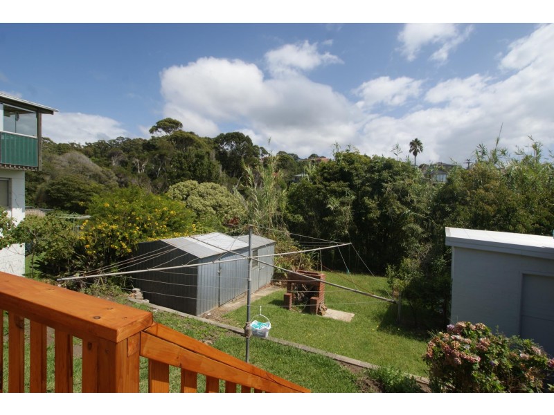 10 Wimbin Avenue, Malua Bay NSW 2536