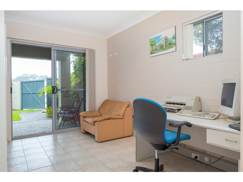 6 Camp Lane, Batemans Bay NSW 2536