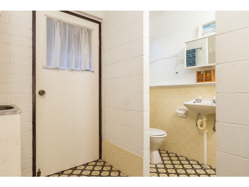 2/8 Marlin Avenue, Batemans Bay NSW 2536