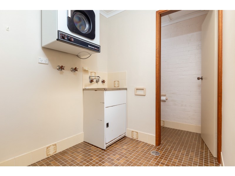 2/12 Parker Avenue, Surf Beach NSW 2536