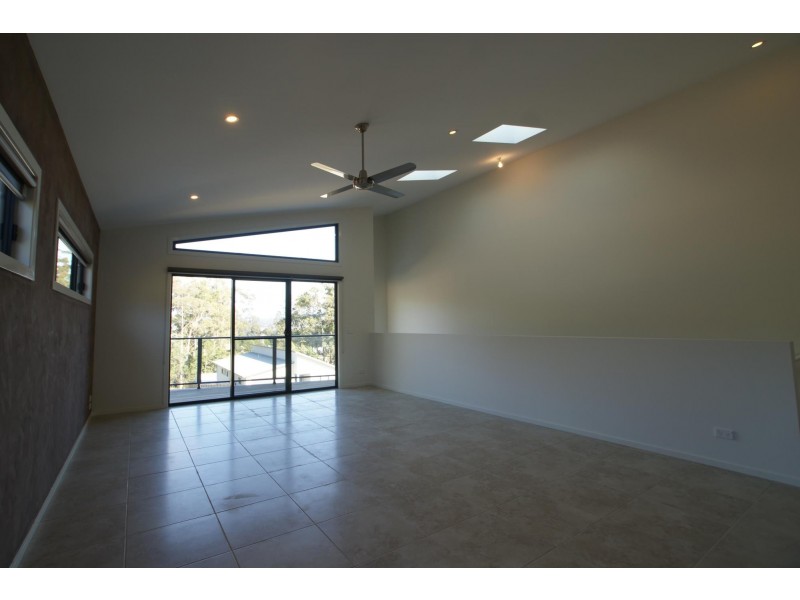 42B Broomfield Cres, Long Beach NSW 2536