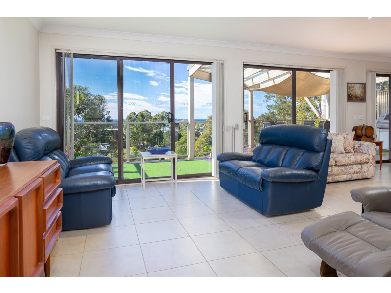 85 Vista Avenue, Catalina NSW 2536