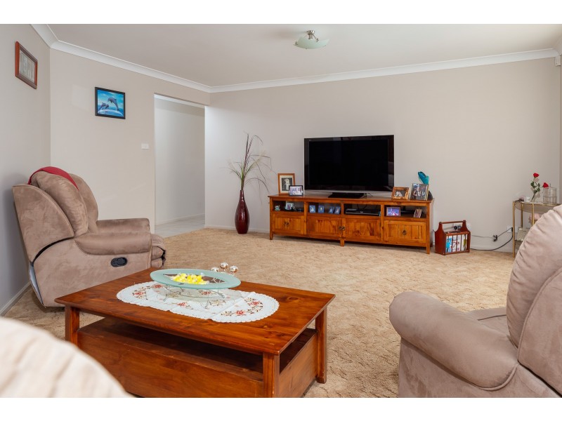 40 Courtenay Crescent, Long Beach NSW 2536