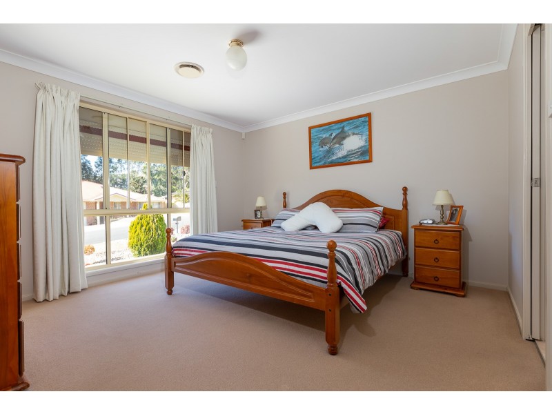 40 Courtenay Crescent, Long Beach NSW 2536