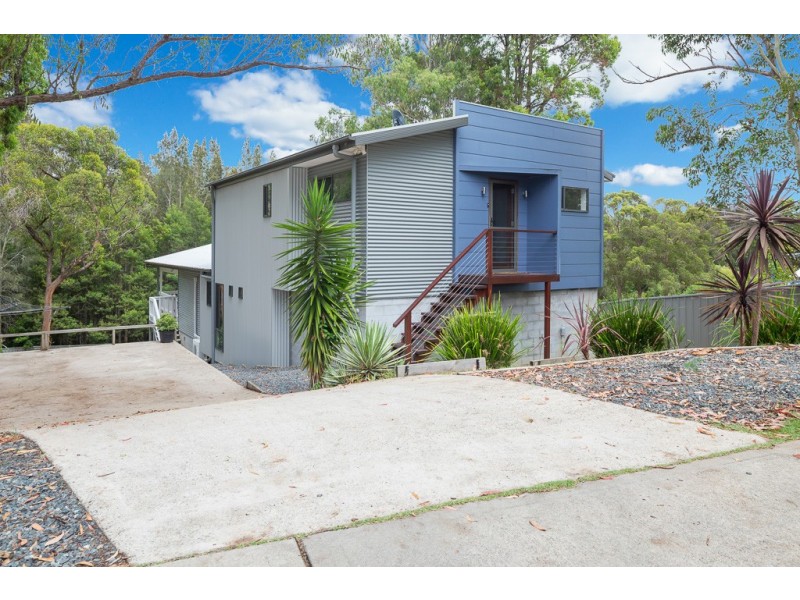 7C Palana Street, Surfside NSW 2536