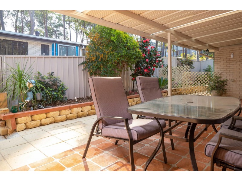42 Bellbird Drive, Malua Bay NSW 2536