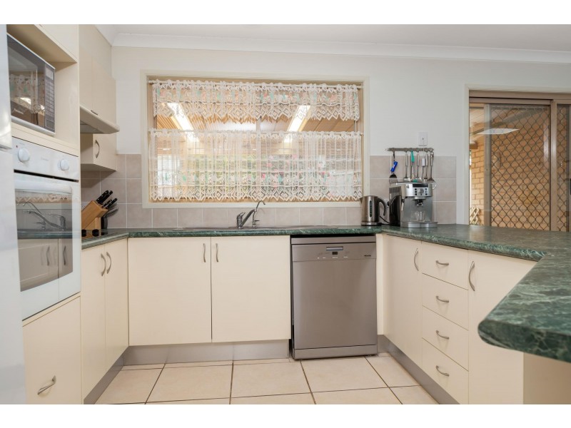 42 Bellbird Drive, Malua Bay NSW 2536