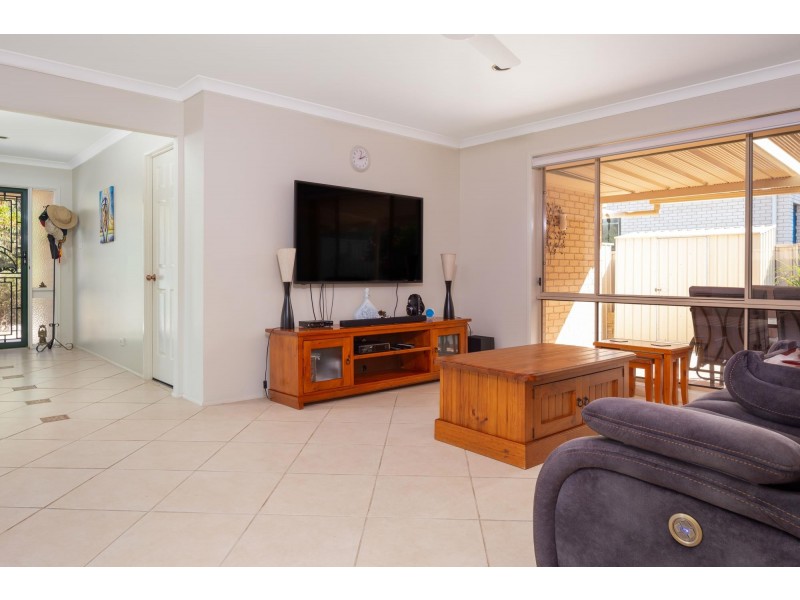 42 Bellbird Drive, Malua Bay NSW 2536