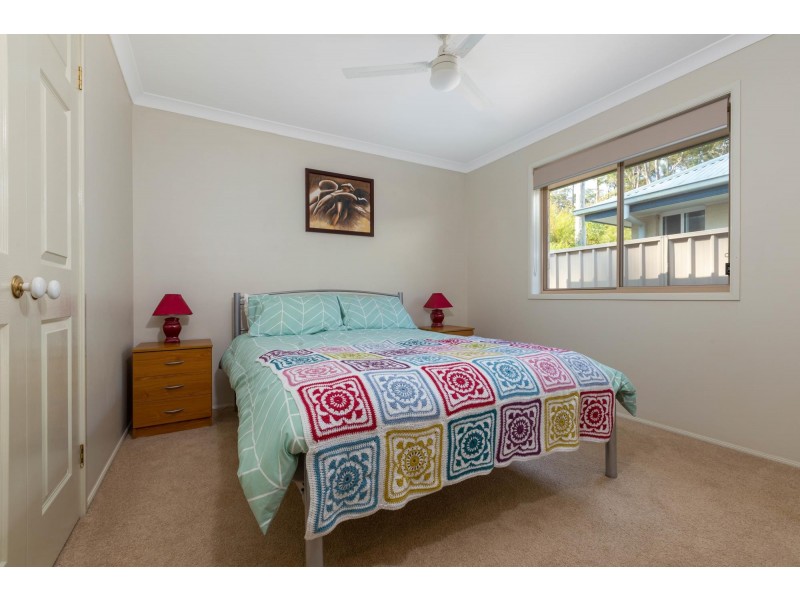 42 Bellbird Drive, Malua Bay NSW 2536