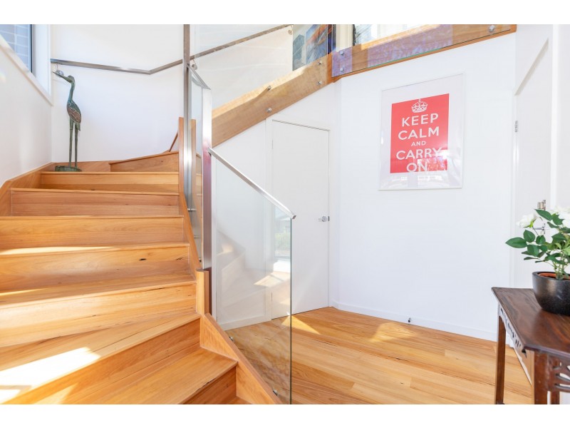 4 Spotted Gum Place, North Batemans Bay NSW 2536