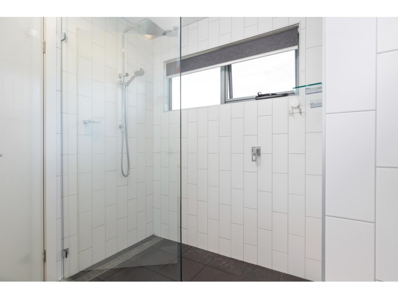 4 Spotted Gum Place, North Batemans Bay NSW 2536