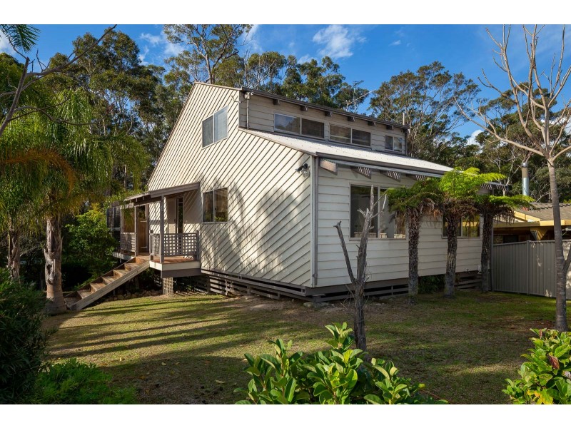 8 Northcove Road, Long Beach NSW 2536